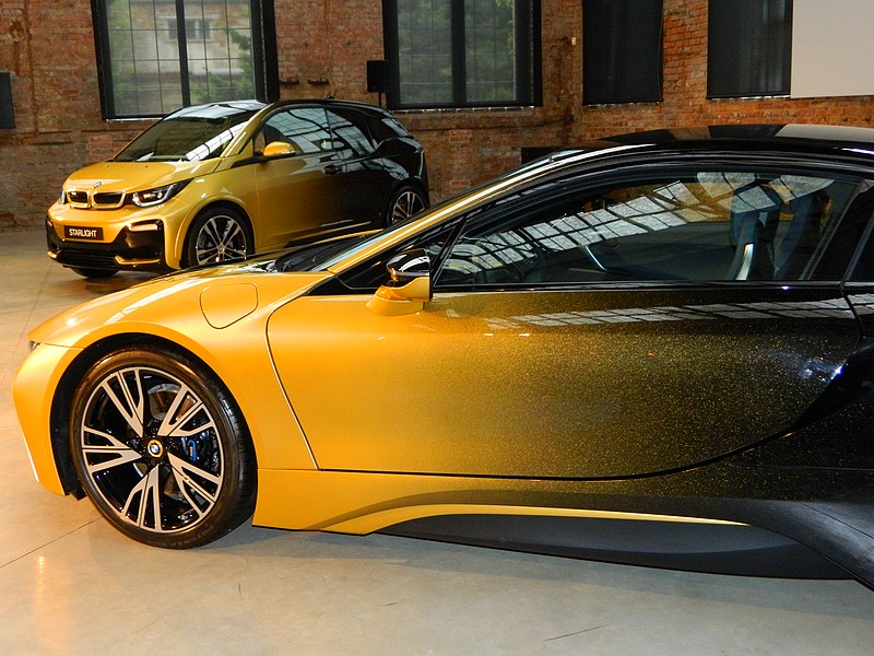 BMW i8 a i3 Starlight Edition